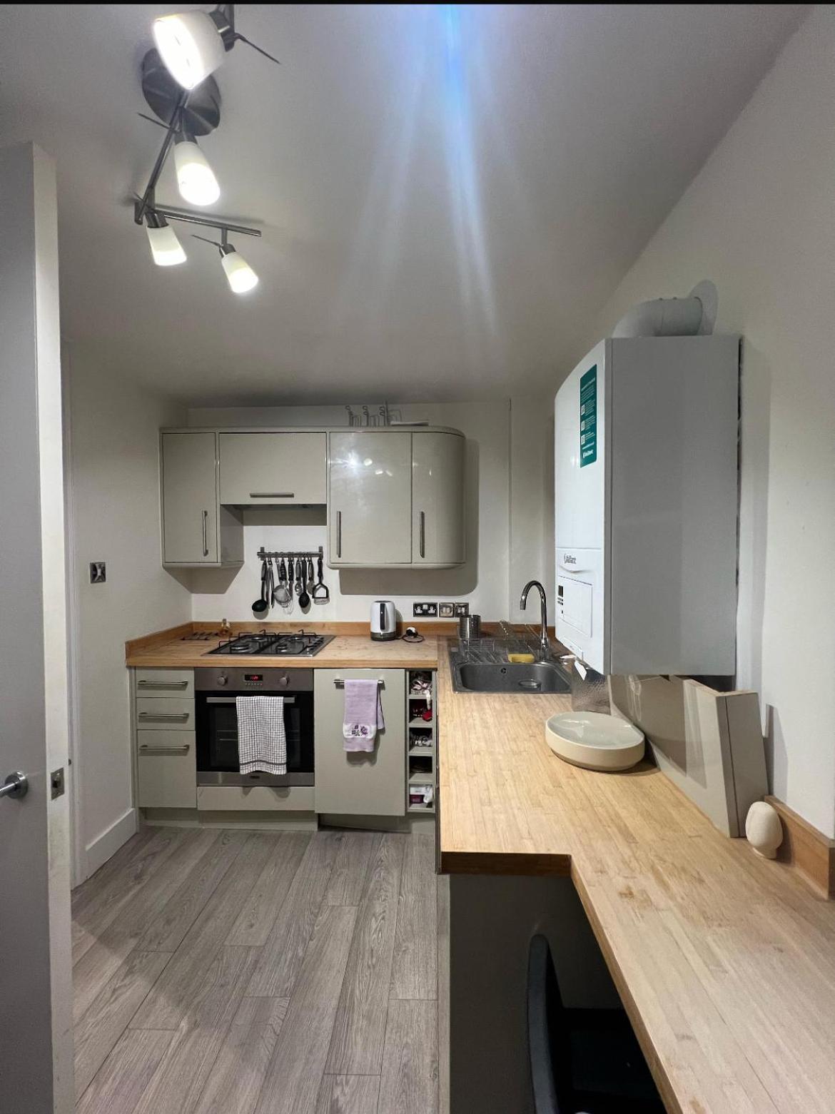 Two Bedroom In Khnightsbridge * London